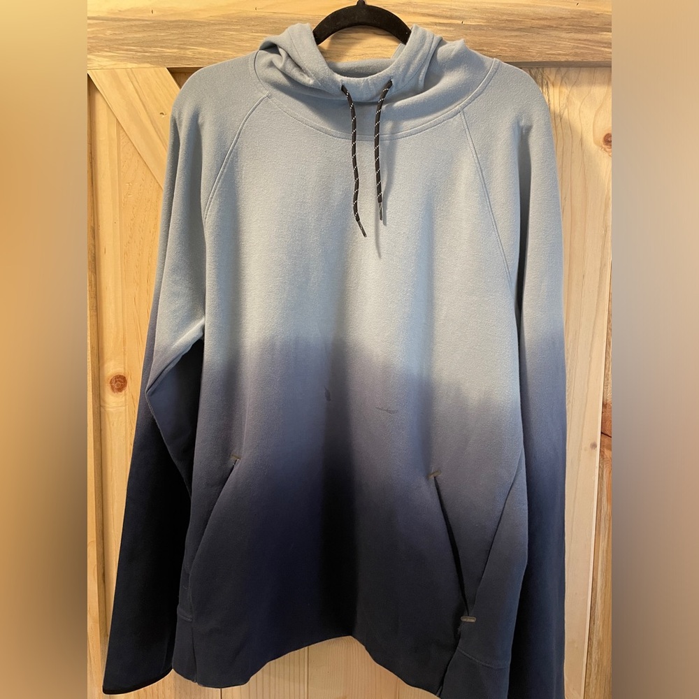 Men’s large blue ombré hoodie